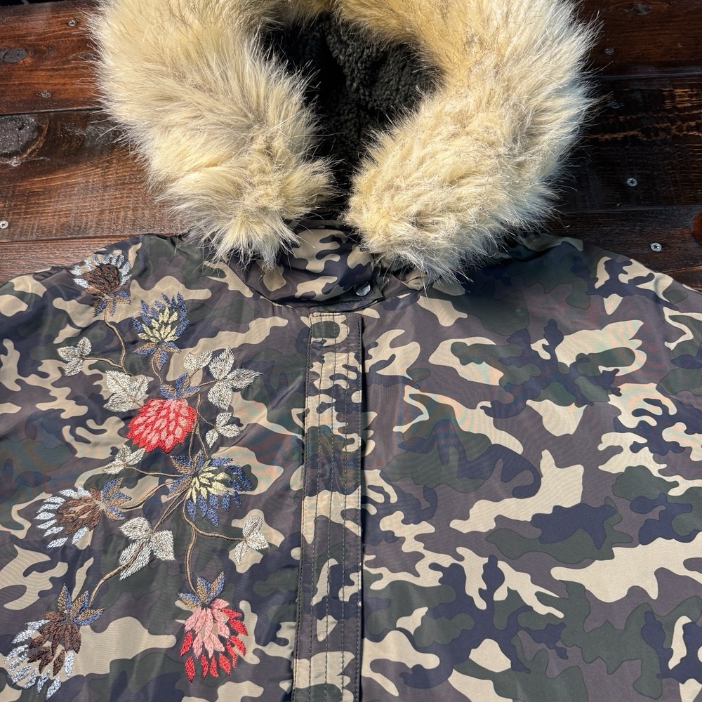 Zara Trafaluc Camouflage Floral Embroidered Hooded‎ Zip Off Fur Coat Womens XS - Picture 4 of 13